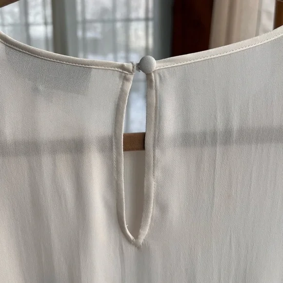 🔥NWT. Donna Karan Cream Blouse Size M - Picture 8 of 12